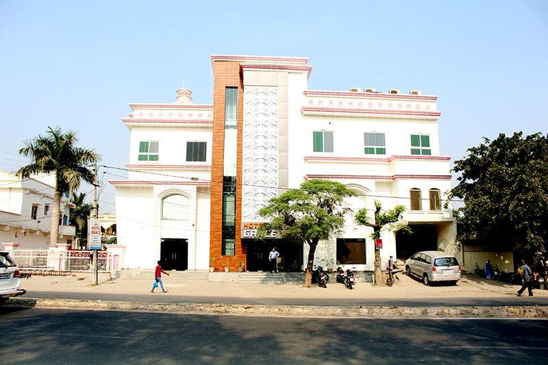 Grace Hotel Karnāl Zewnętrze zdjęcie